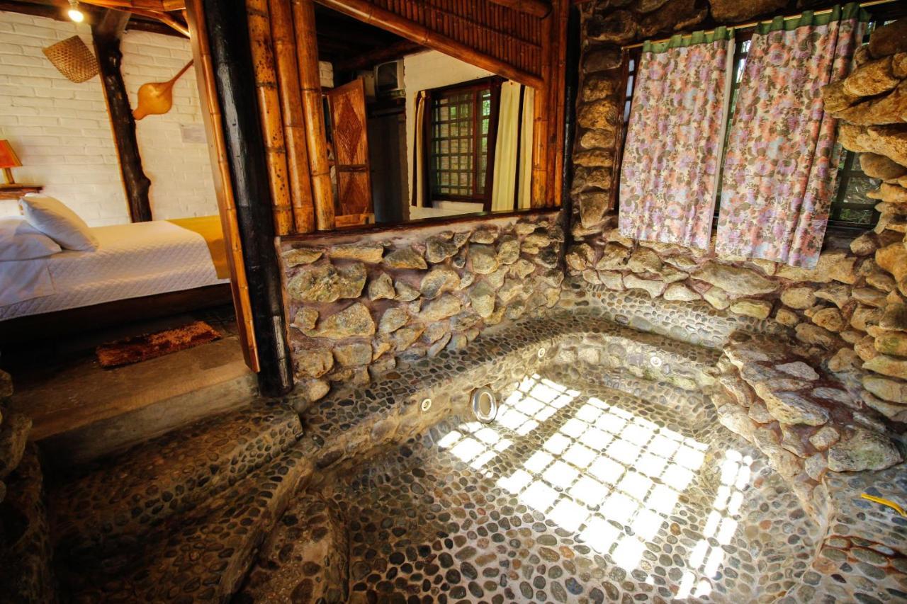 Hosteria Flor De Canela Пуйо Екстер'єр фото