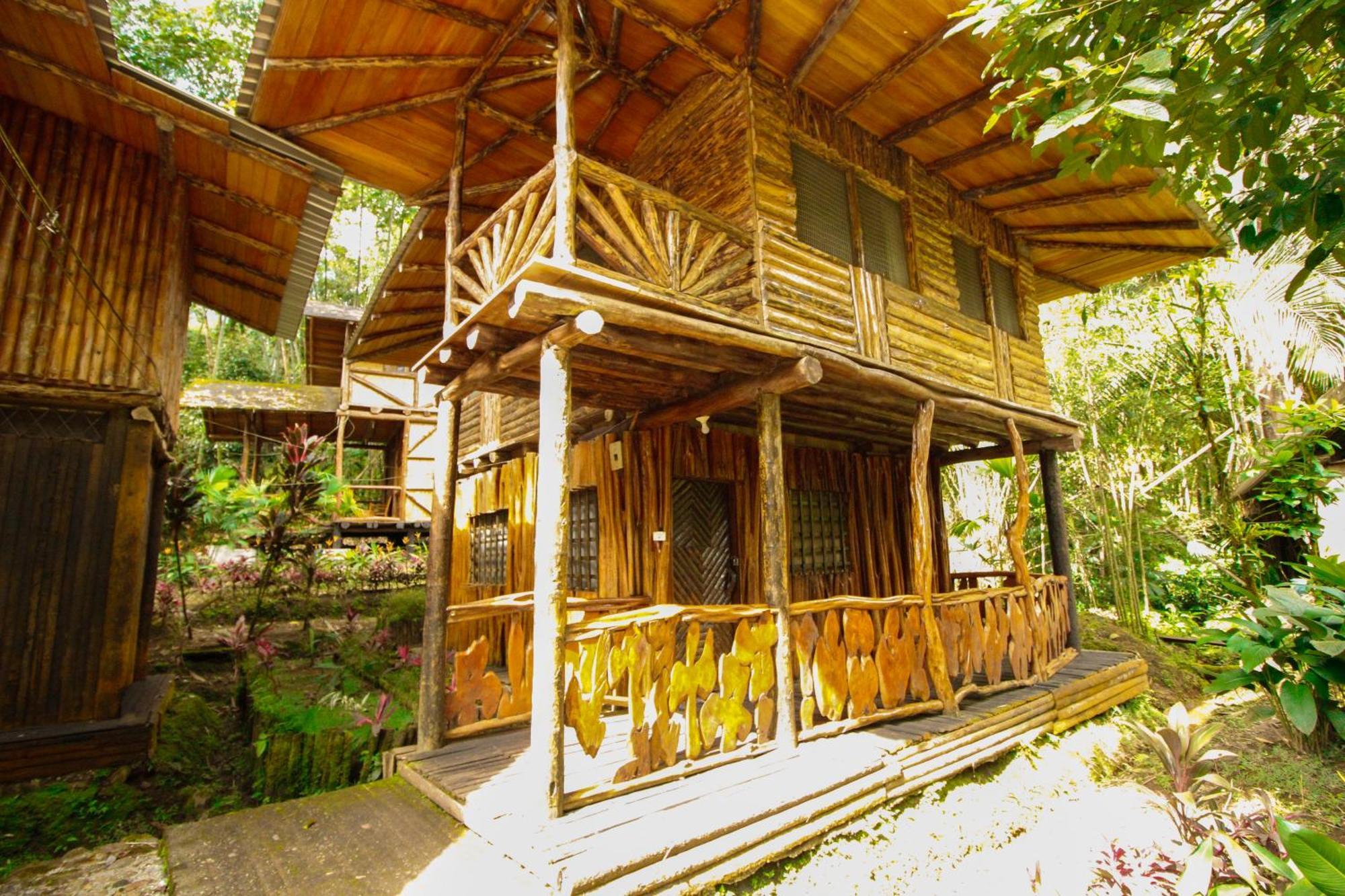 Hosteria Flor De Canela Пуйо Екстер'єр фото